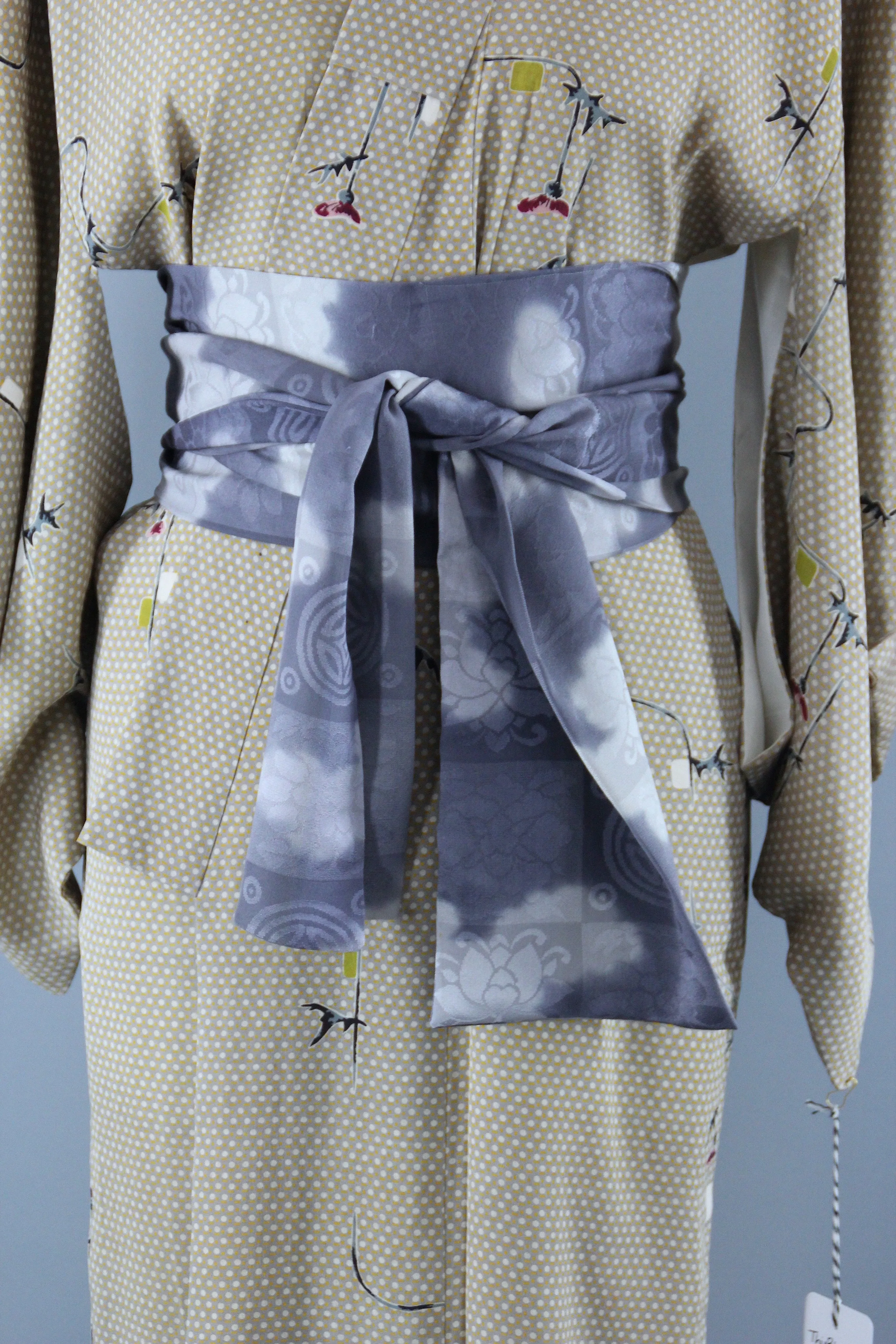 1940s Vintage Silk Kimono Robe / Tan and Grey Polka Dot Floral