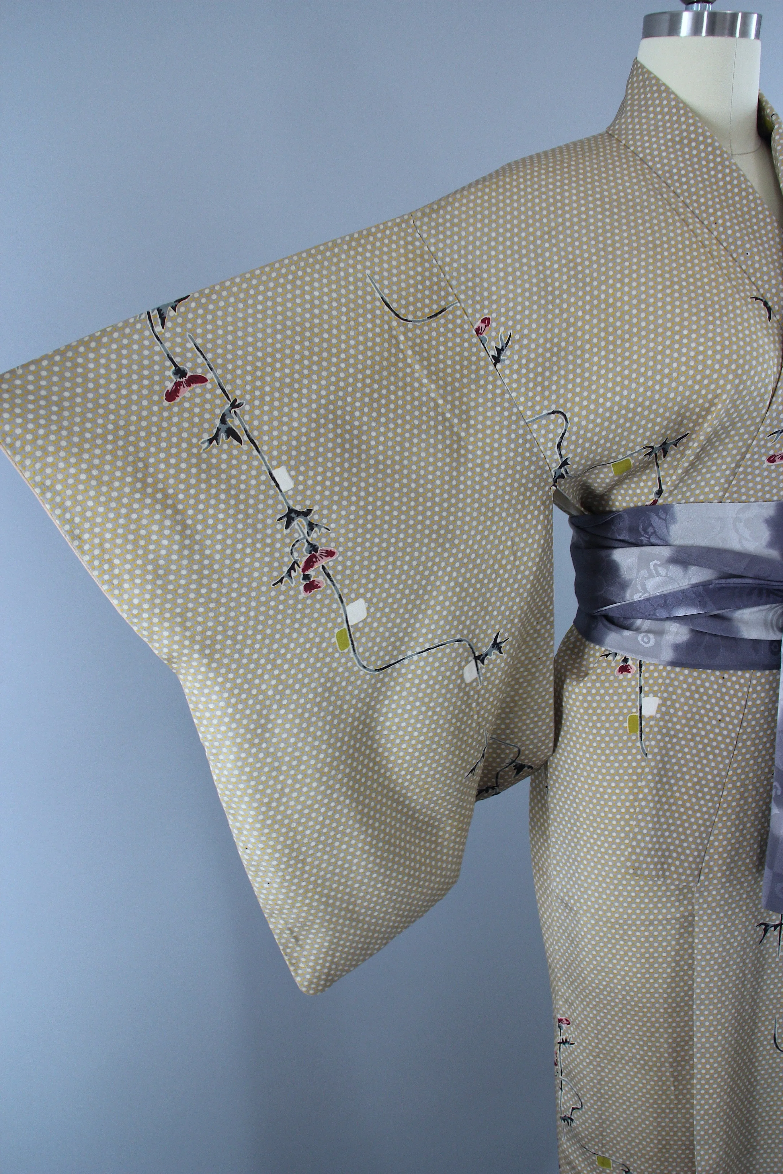 1940s Vintage Silk Kimono Robe / Tan and Grey Polka Dot Floral