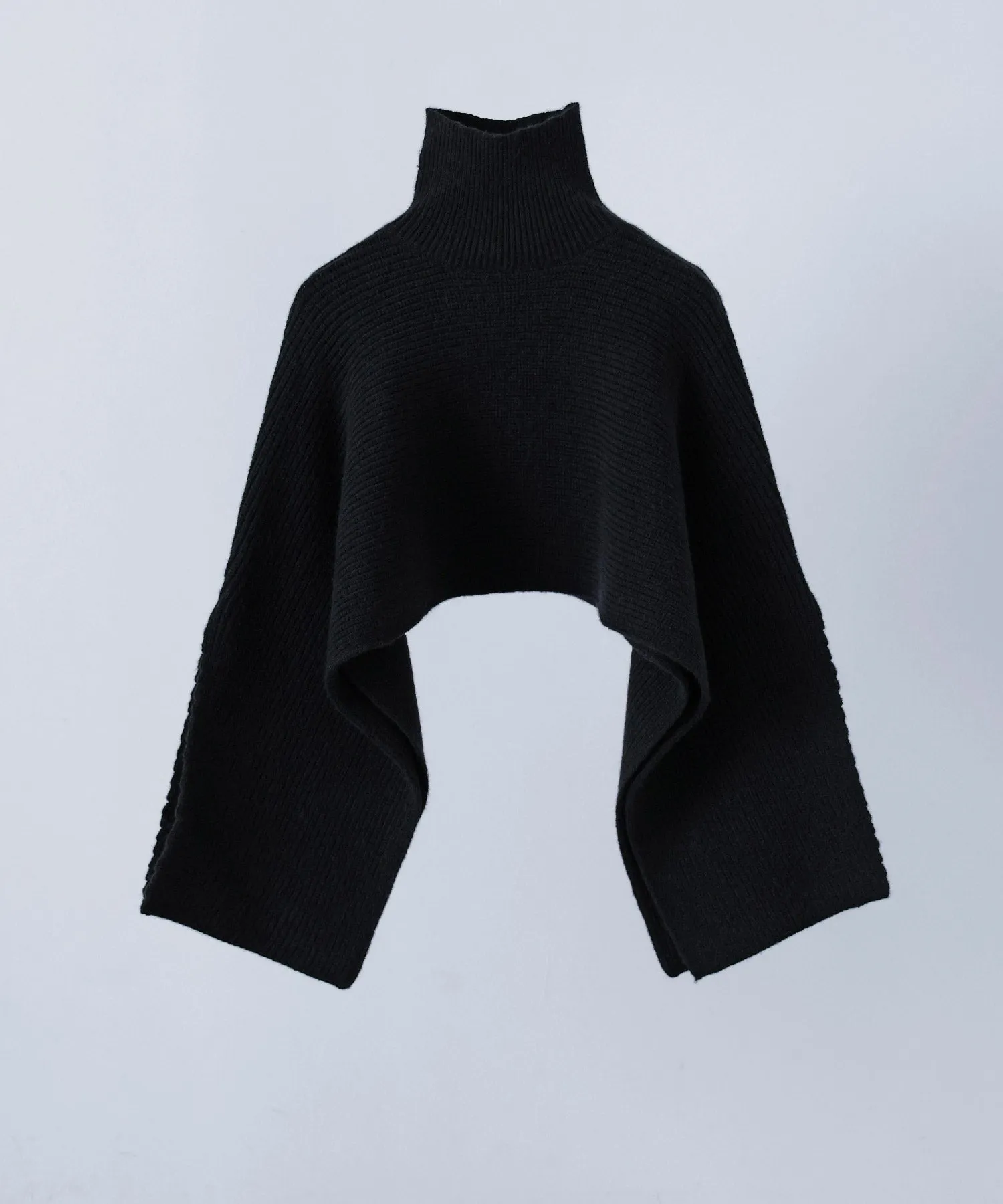 Alpaca touch turtleneck wide poncho