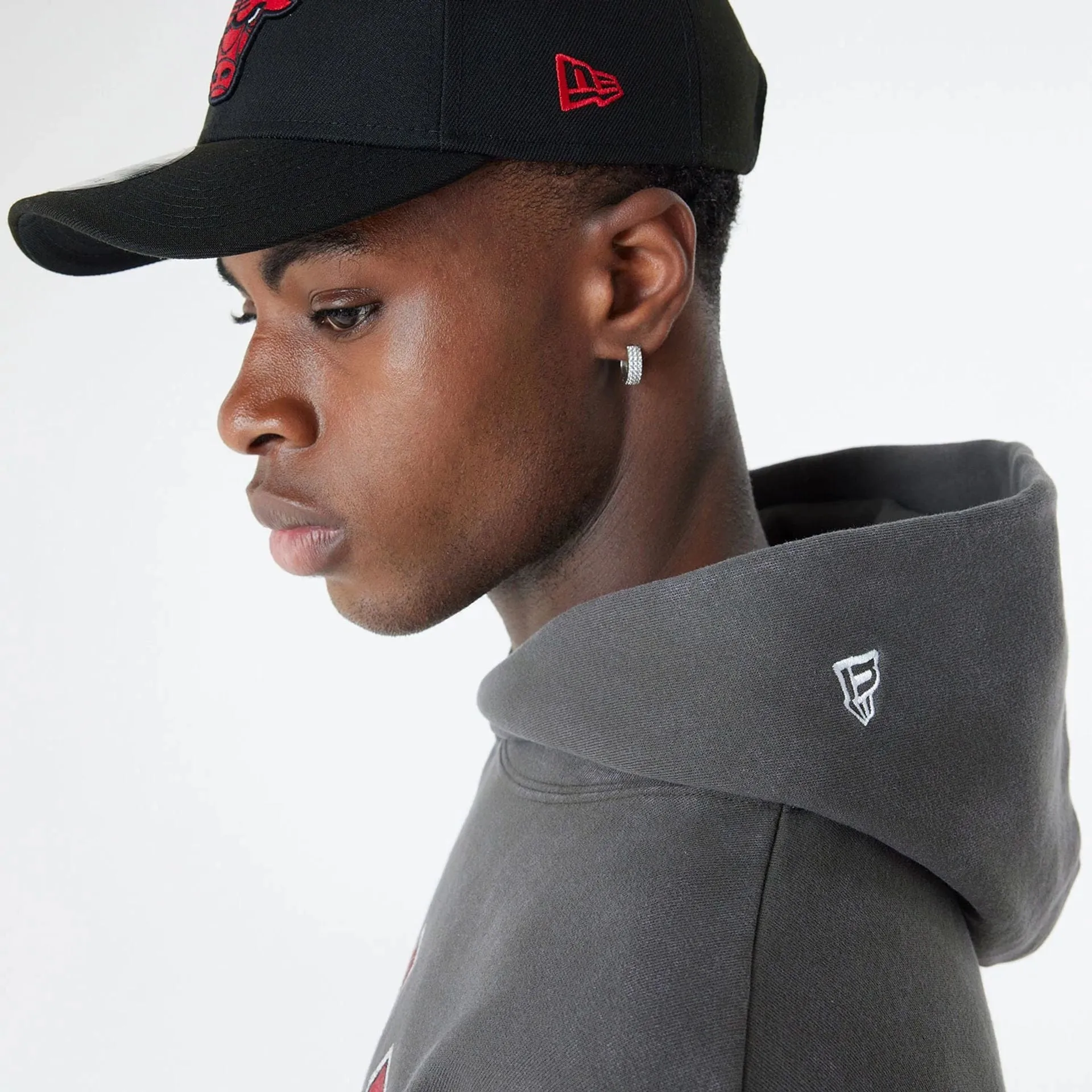 Chicago Bulls Oversized Essential Dark Grey Oversized Pullover Hoodie